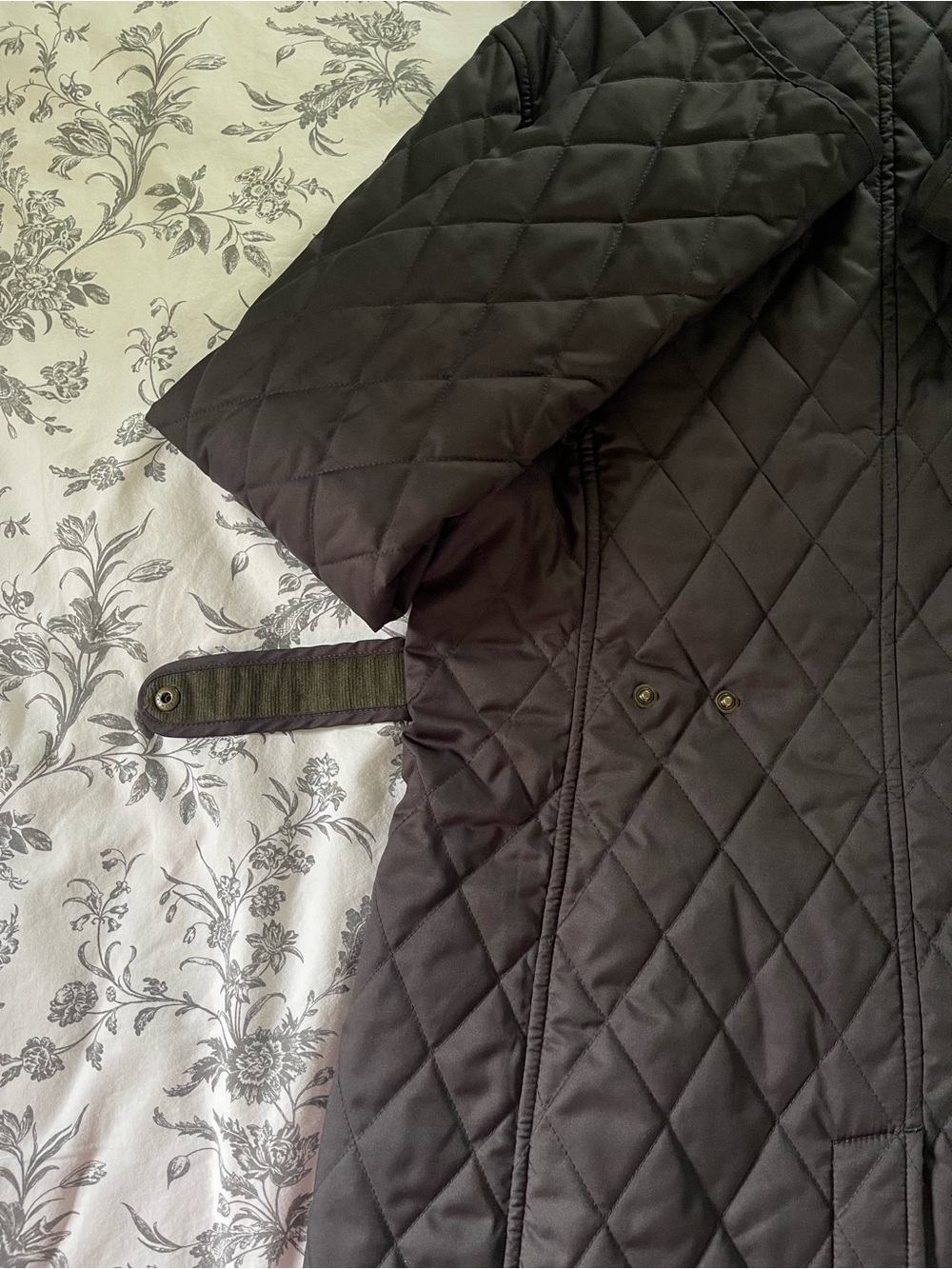 L.L. Bean Black Quilted Jacket - Picture 10 of 11